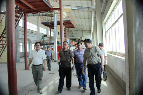 國(guó)家棉花協(xié)會(huì)副會(huì)長(zhǎng)史建偉等領(lǐng)導(dǎo)來(lái)公司調(diào)研金塔、瓜州、敦煌棉花市場(chǎng)